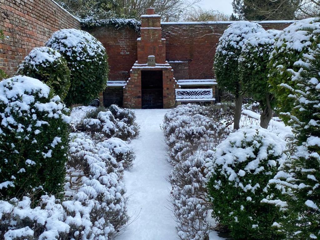 巴德尼霍尔住宿加早餐旅馆 Barton-upon-Humber 外观 照片